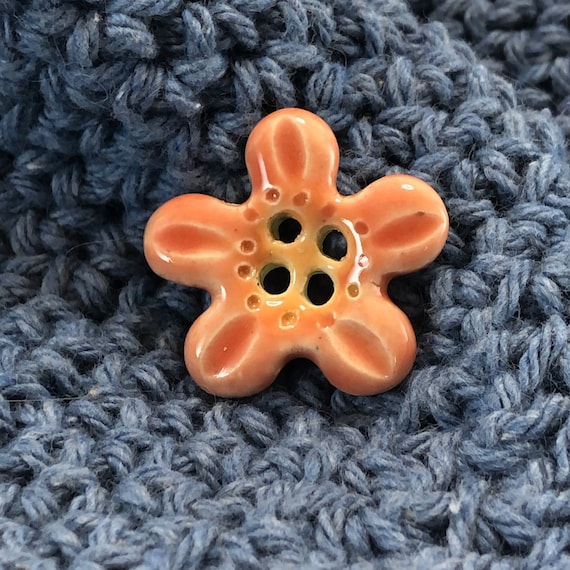 4-Hole Pink and Orange Five Petal  Flower Buttons