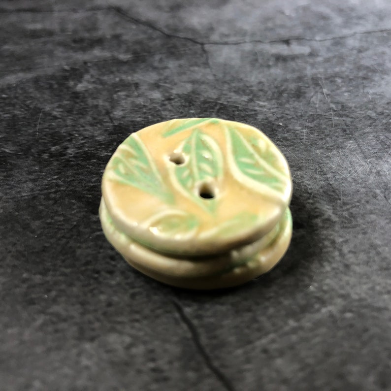 Cream with Light Green Leaves Round Buttons