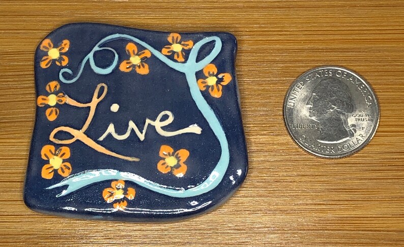 Live Needle Minder