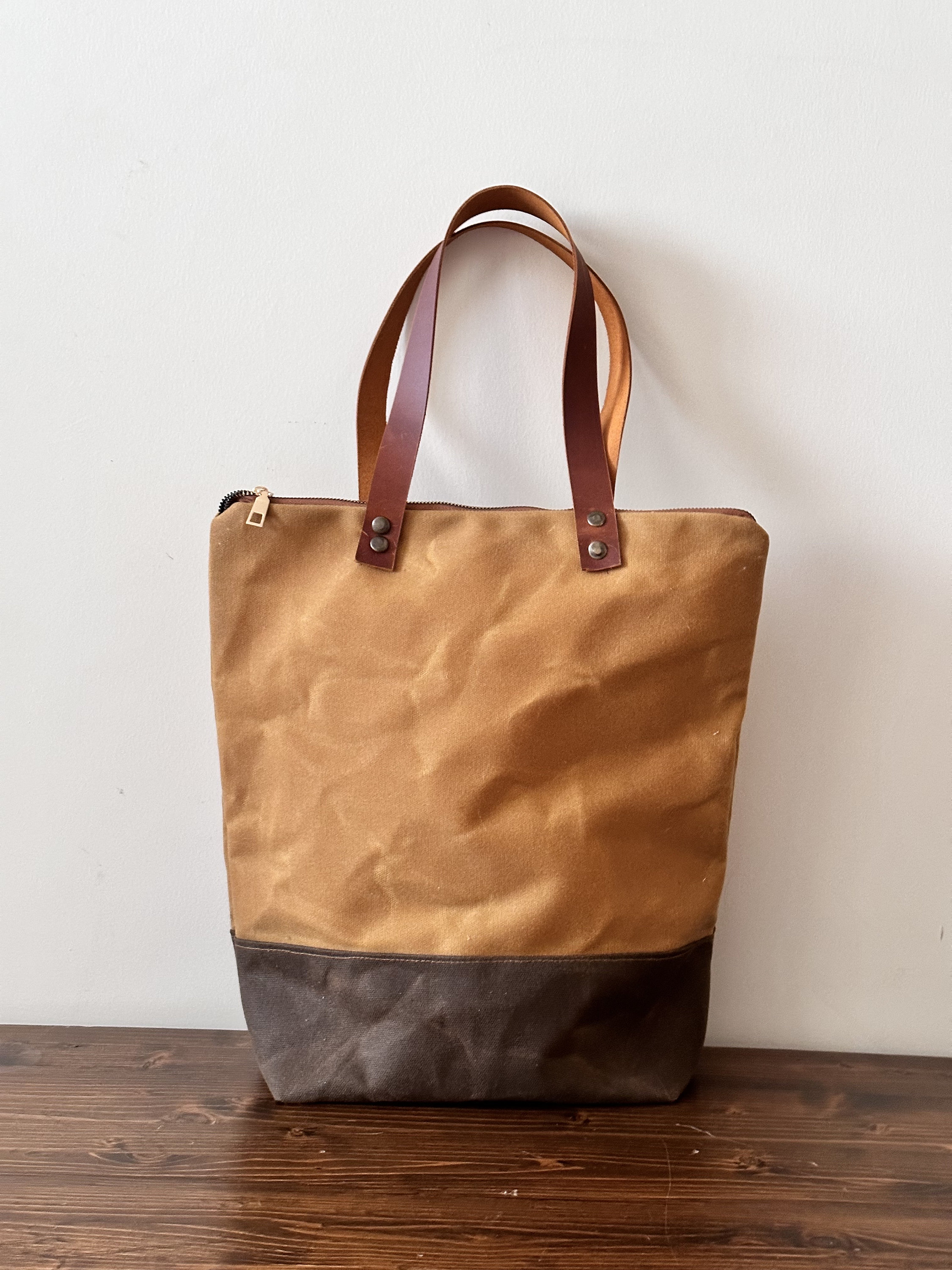 Waxed on sale canvas handbag