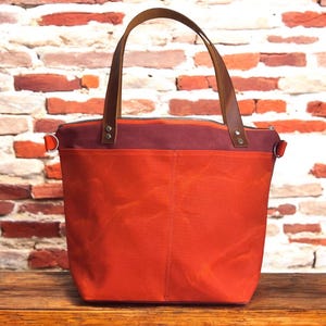Waxed Canvas Tote Bag - Handmade Water Resistant Everyday Bag - Leather Straps - Sturdy & Stylish Work Bag - Travel Purse for Women / Man
