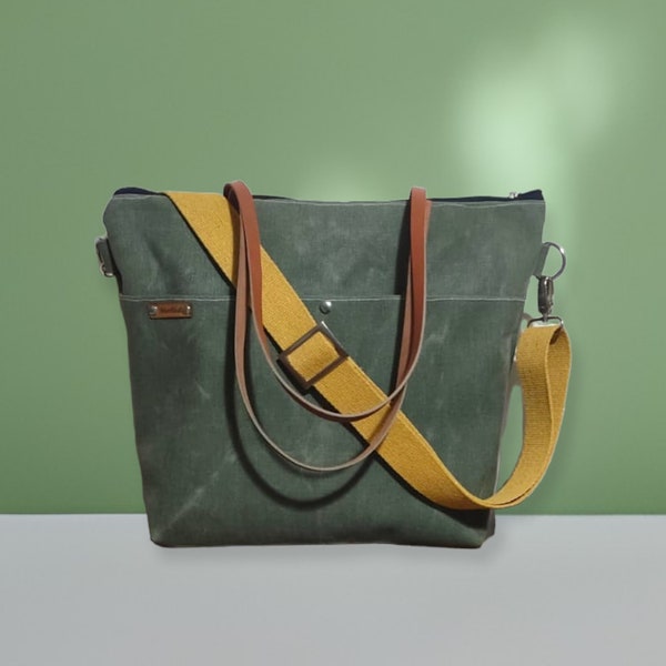 Leather Strap Waxed Canvas Tote Bag , Olive Green Waxed canvas handbag for the weekender or work, crossbody bag, Casual  Multifunctional Bag