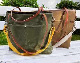 Green Waxed Canvas Tote Bag / Zipper Closure Weekender Bag