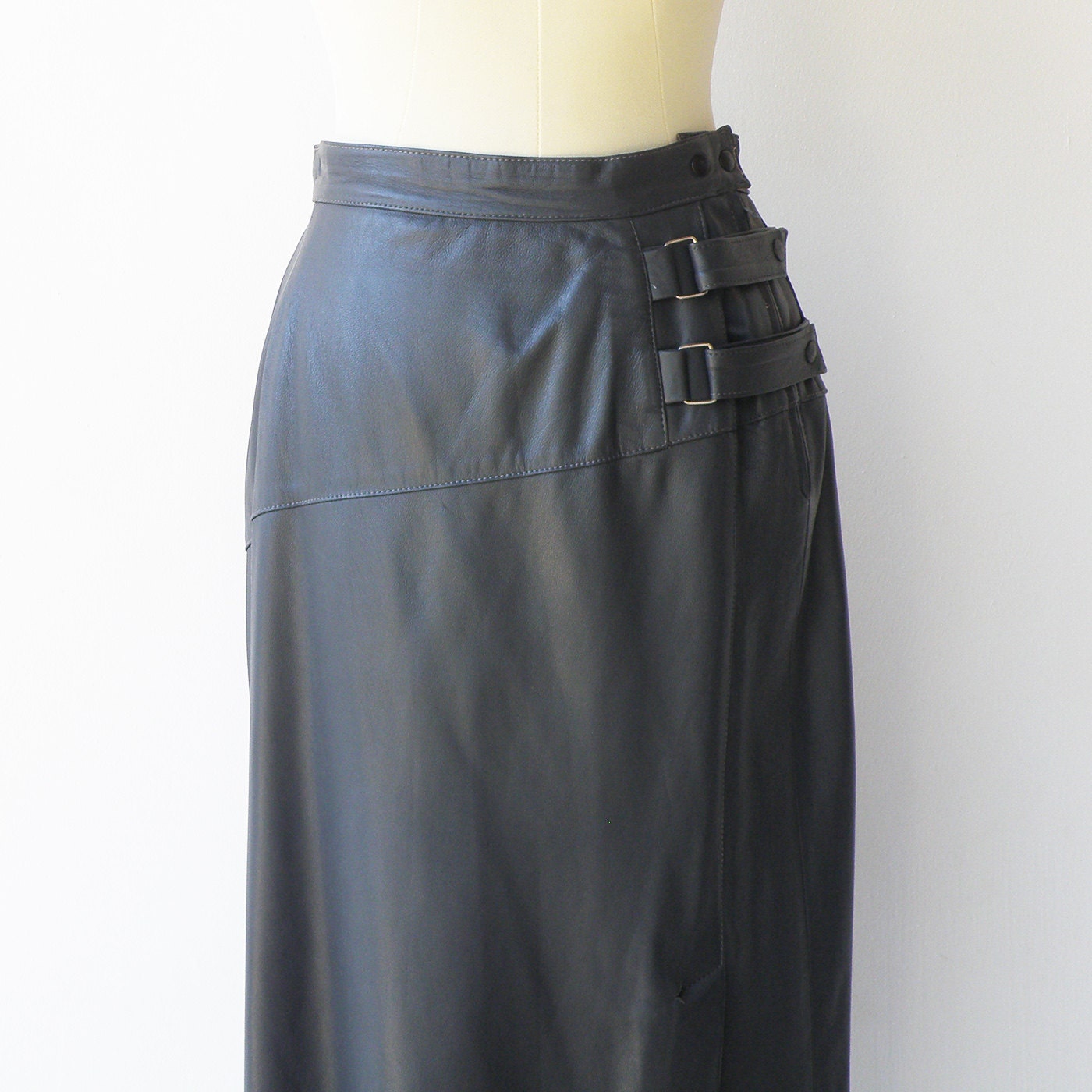 Vintage Leather Skirt / Gray Midi Skirt / Size M | Etsy