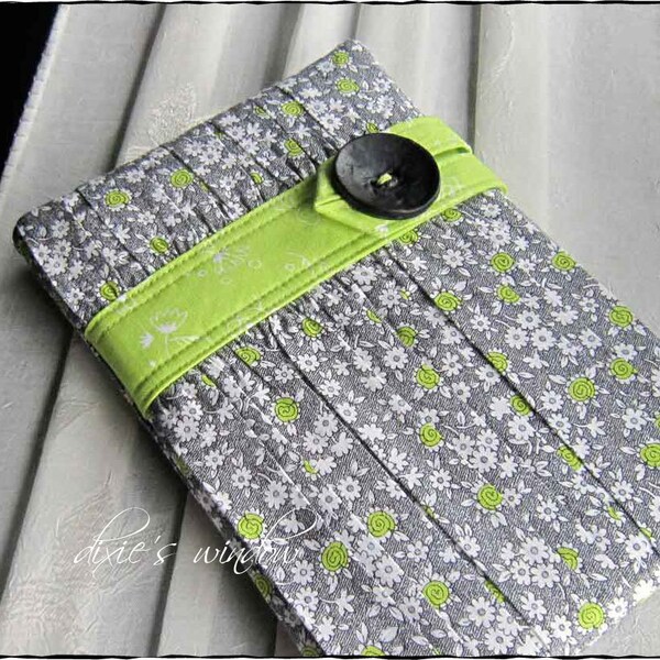 IPad Mini Case - Nook HD 7 -  Nook Tablet - Nook Color - Kindle Touch - Kindle Fire Case