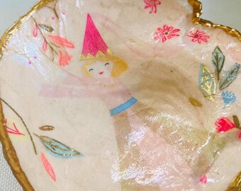 Princess Art: Whimsical Shell Decoupage in Shadowbox