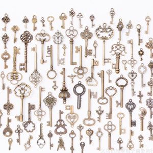80pcs antiqued bronze assorted keys Charms Findings--keys collections