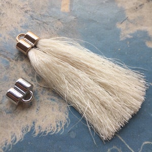 4pcs 80mm Silver/Kc Gold plastic Cap--Cream Silk Ear Tassels charms findings
