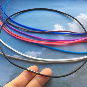 high quality 5pcs 2.0mm 12-24 inch for your choose TUBE/Hollow Matte Rubber necklace cords with gunmetal stainless needle clasps