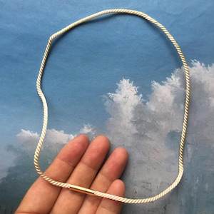 Haute qualité 3 pièces 2,5 mm 12-24 pouces au choix cordons de collier en soie de Corée crème avec fermoirs aiguilles en acier inoxydable argent / or / bronze