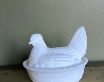 Vintage Westmoreland Milk Glass Hen on Nest, Split Tail Basket Weave Base