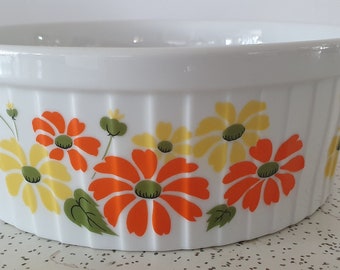 flower power in orange and yellow...1970s vintage ceramic souflee or pie dish