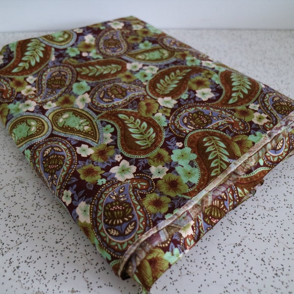 paisley bloemen in chocolade en munt... Jaren '80 uitstekende stoffen yardage
