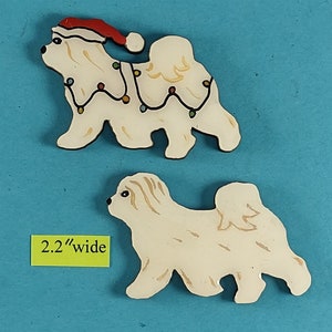 Pin, imán o adorno navideño o sencillo de Coton de Tulear VER TODAS LAS FOTOS para conocer el tamaño, el nombre/año del perro y la información personalizada, pintado a mano