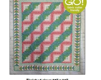 BL209 Smooches Quilt Pattern with log cabin blocks and flying geese PDF quilt pattern LAP QUILT