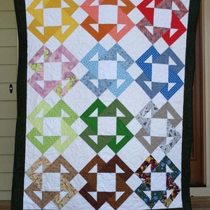BL194 Razors quilt pattern Accuquilt friendly in 2 sizes plus yardage for other qube sets! that’s 12 sizes plus rotary cutting by beaquilter