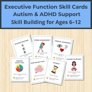 K&ouml;nnte beinhalten: Rustikales Holzschild mit dem Text "Welcome to our home" in wei&szlig;er Schrift. Das Schild hat eine Used-Optik und ein schlichtes, einladendes Design, perfekt f&uuml;r eine Veranda oder einen Eingangsbereich.