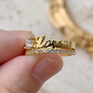 Bague empilable avec nom personnalisé, bague de fiançailles en moissanite personnalisée, cadeau promesse de fiançailles