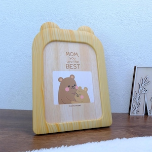 Cartoon-Stil 5 × 7-Fotorahmen, Holzmaserung-Kunststoffrahmen für Wand- oder Schreibtischanzeige, niedlicher 7-Zoll-Bilderrahmen, Geschenk für Kinderzimmer