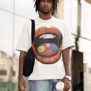 Y2K Lips Graphic Tee: Unisex Retro Streetwear T-Shirt