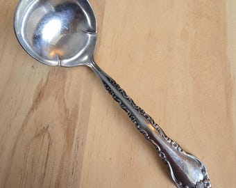Cucharón para salsa GIGI con relieve floral de acero inoxidable internacional para servir en Corea, década de 1970
