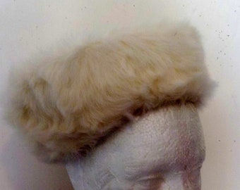 Long Hair ANGORA FUR 1960's HAT, White Round Pill Box Hat