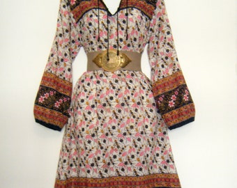 vintage 1960s Indian cotton hippie festival dress, metallic gold hand block printed yoke floral dress, size m