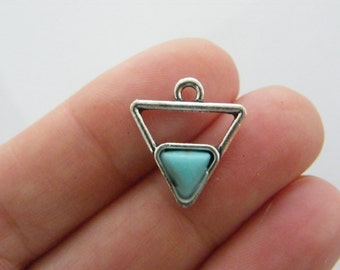 4 Triangle charms antique silver tone M847