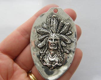 BULK 10 Teepee charms antique silver tone P347