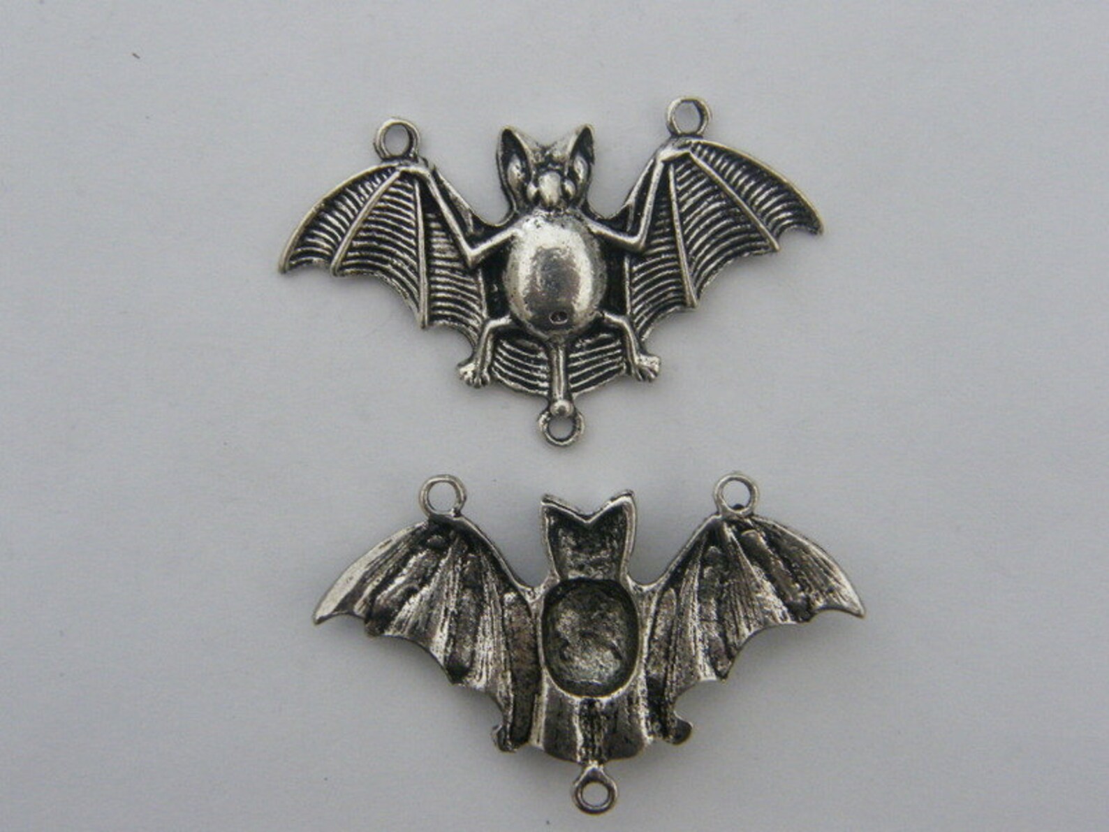 BULK 50 Dragonfly charms antique silver tone A384