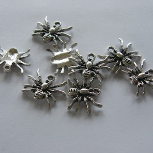 10 Spider charms antique silver tone HC123 image 3