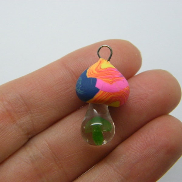 1 Mushroom pendant clay glass  L101