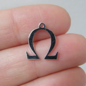 2 dijes Omega del alfabeto griego en acero inoxidable M497