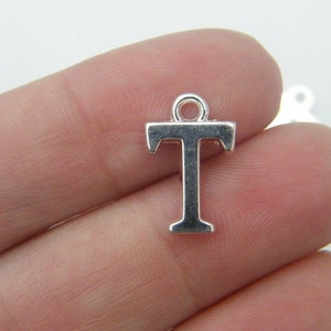 Amuletos alfabeto BULK 30 Letras T 15 x 10mm banhados a prata