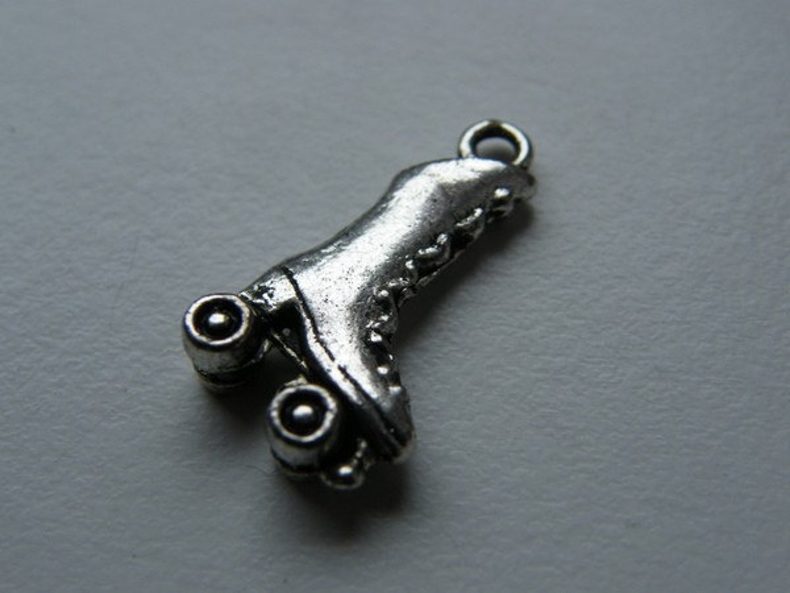 BULK 50 Roller Skate Charms Antique Silver Tone SP48 Etsy