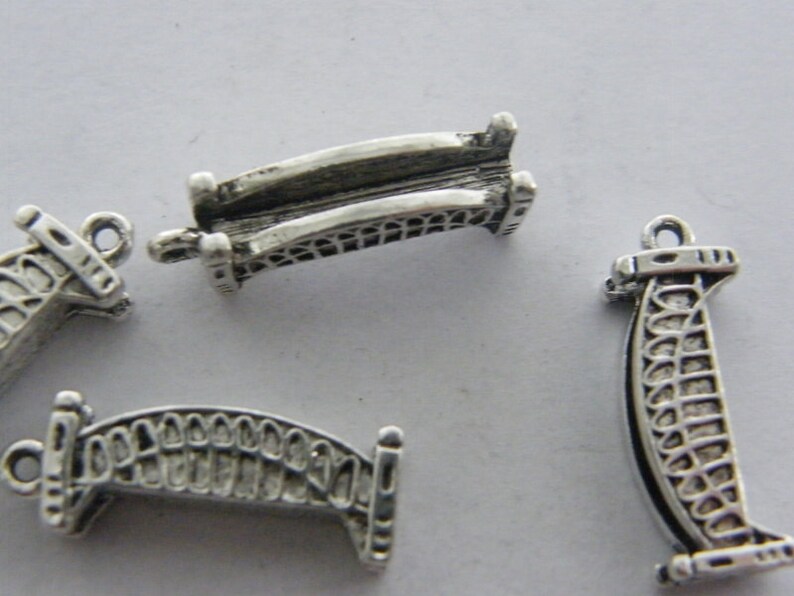 BULK 20 Bridge charms antique silver tone WT114