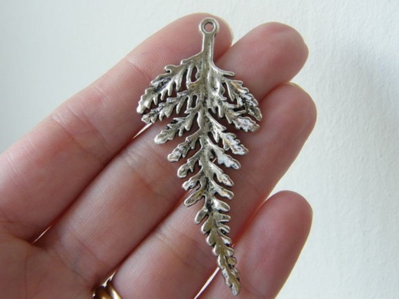 BULK 10 Leaf fern pendants antique silver tone L1 image 1