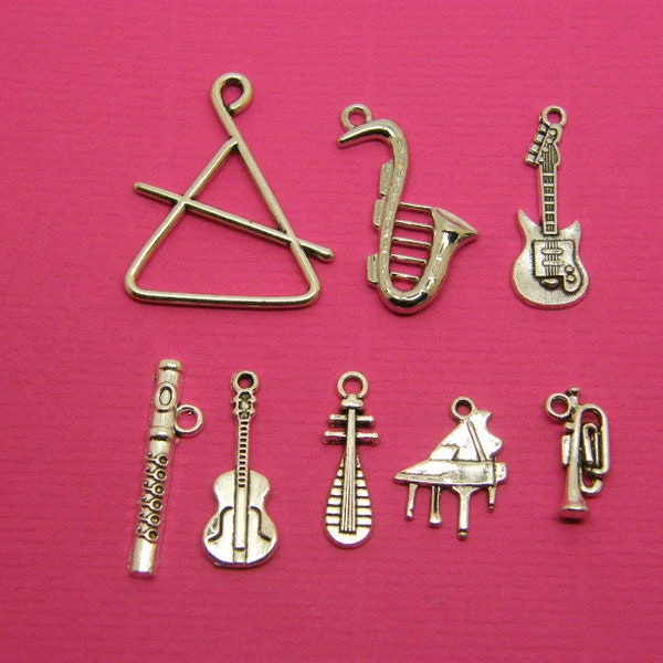 La collection d'instruments de musique - 8 breloques différentes en argent vieilli