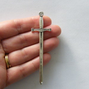 2 Embellecimientos de espada antiguo tono plata SW42