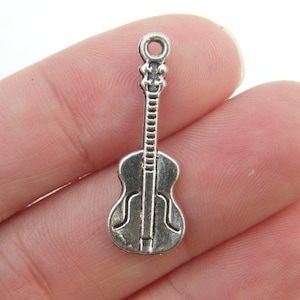 10 Violin charms antique silver tone MN16