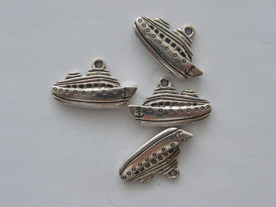 BULK 20 Boat cruise ship charms antique silver tone TT49