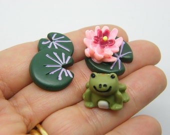 1 Frog and 2 lily pad leaves miniature fairy garden green resin A