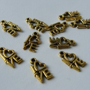 34 LOVE charms antique gold tone M242 image 4