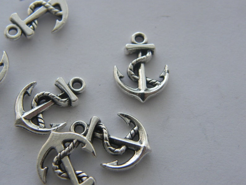 10 Anchor charms antique silver tone FF659 image 4