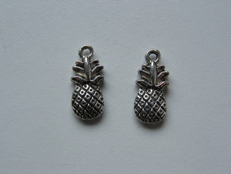 BULK 50 Pineapple charms antique silver tone FD215