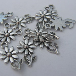 14 Daisy flower charms antique silver tone F6 image 3