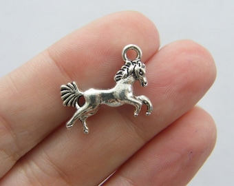 10 Horse charms antique silver tone A601