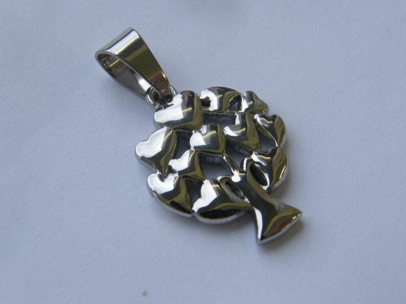 1 Tree pendant silver tone stainless steel T55