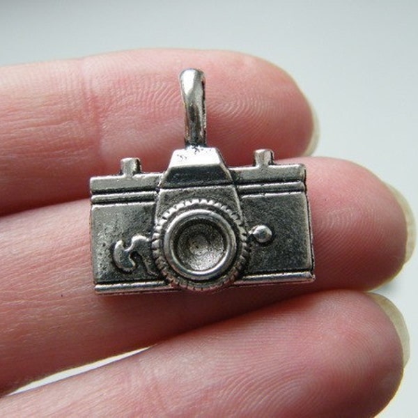 4 Camera pendants antique silver tone P202