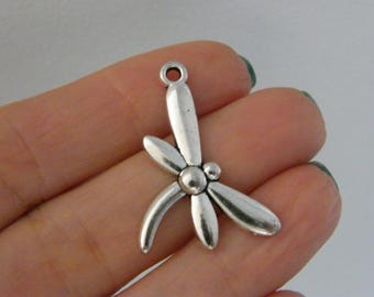 BULK 50 Libelle-bedels antiekzilverkleur A89